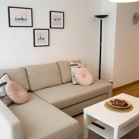 Apartamenticos Torrenueva I דירה סרגוסה